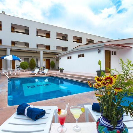 Hotel Bedd Express Querétaro Kültér fotó