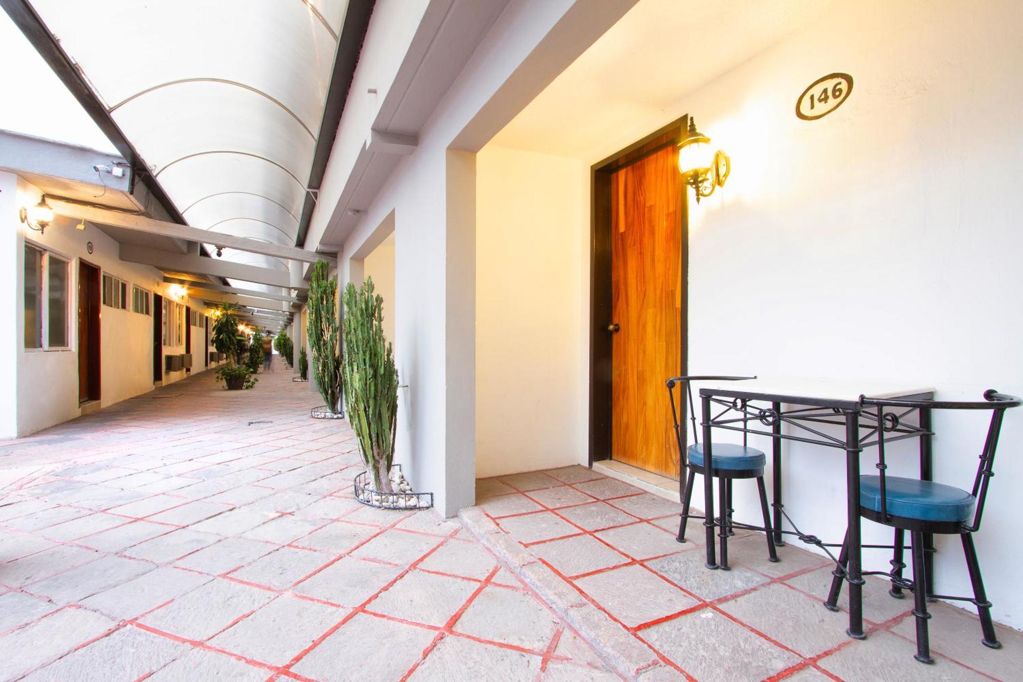 Hotel Bedd Express Querétaro Kültér fotó