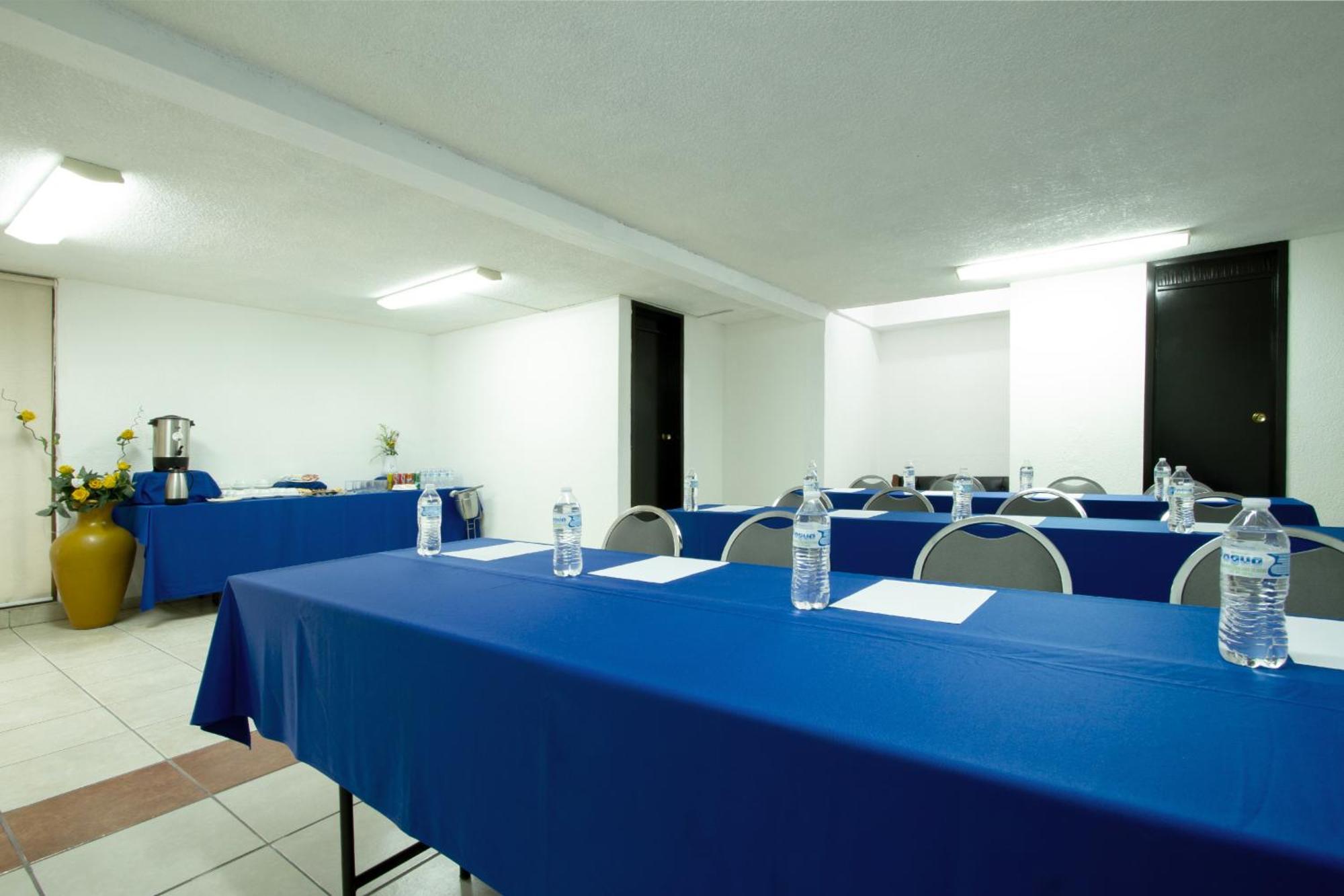 Hotel Bedd Express Querétaro Kültér fotó