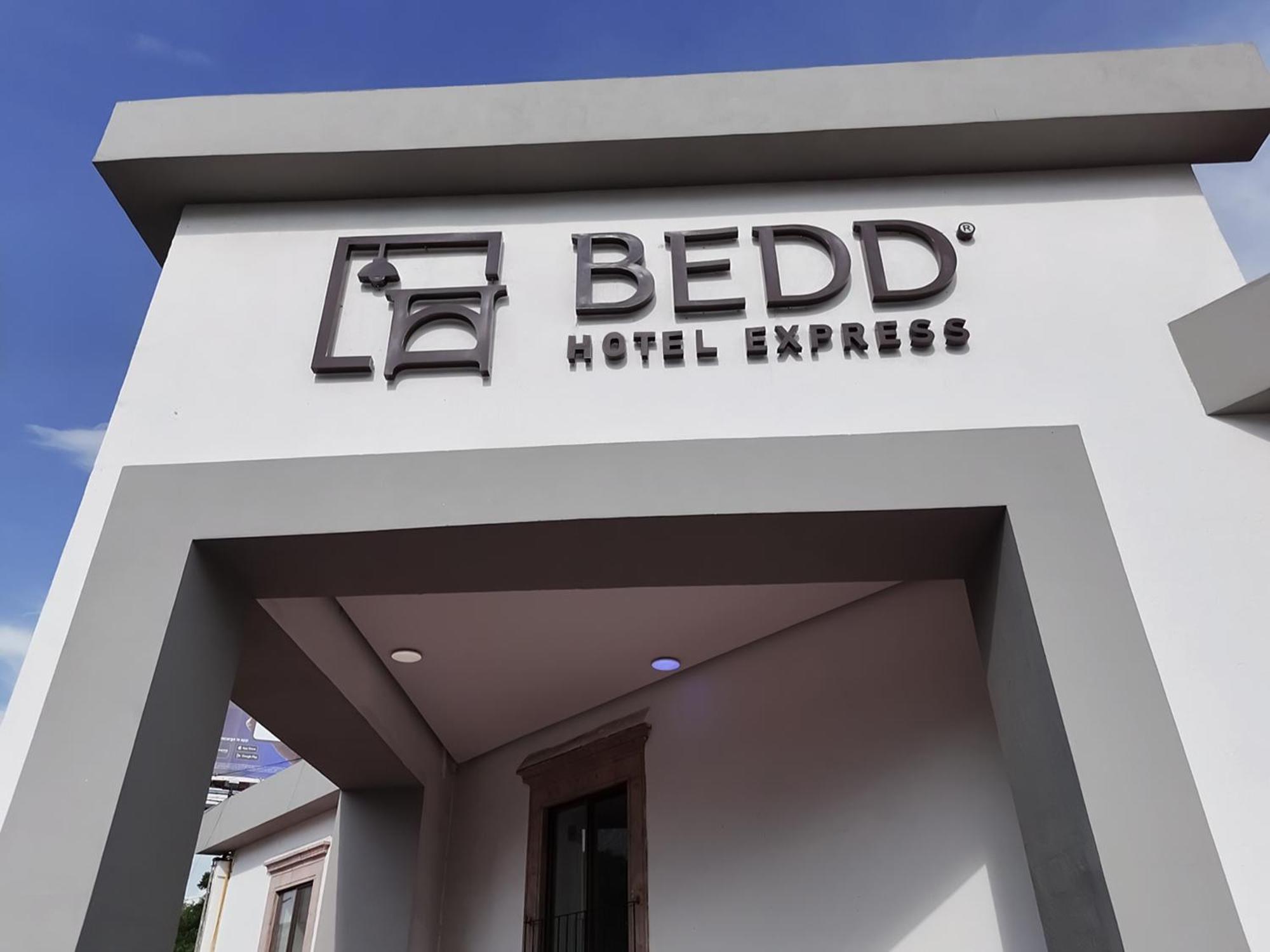 Hotel Bedd Express Querétaro Kültér fotó