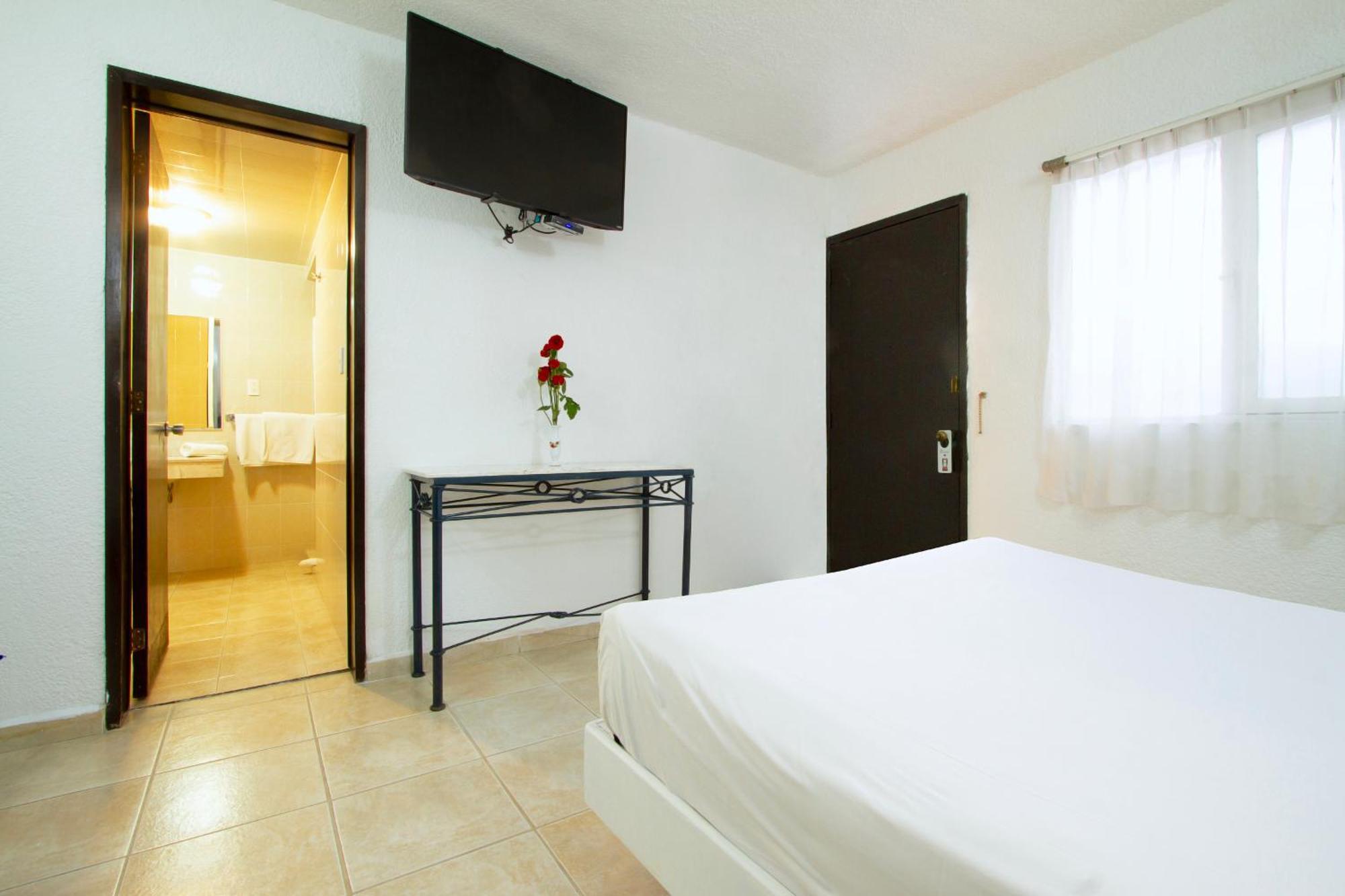 Hotel Bedd Express Querétaro Kültér fotó